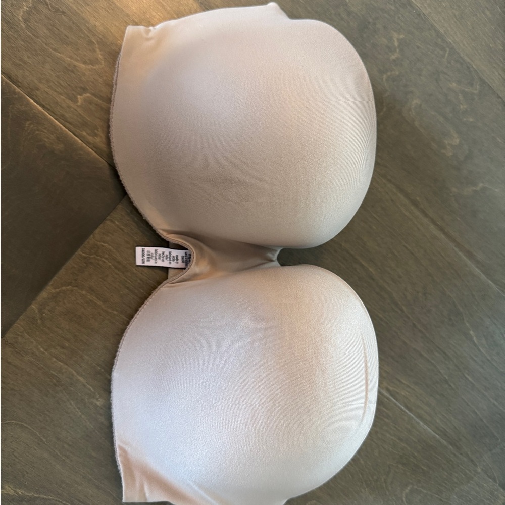 Victoria's Secret Cream Bra